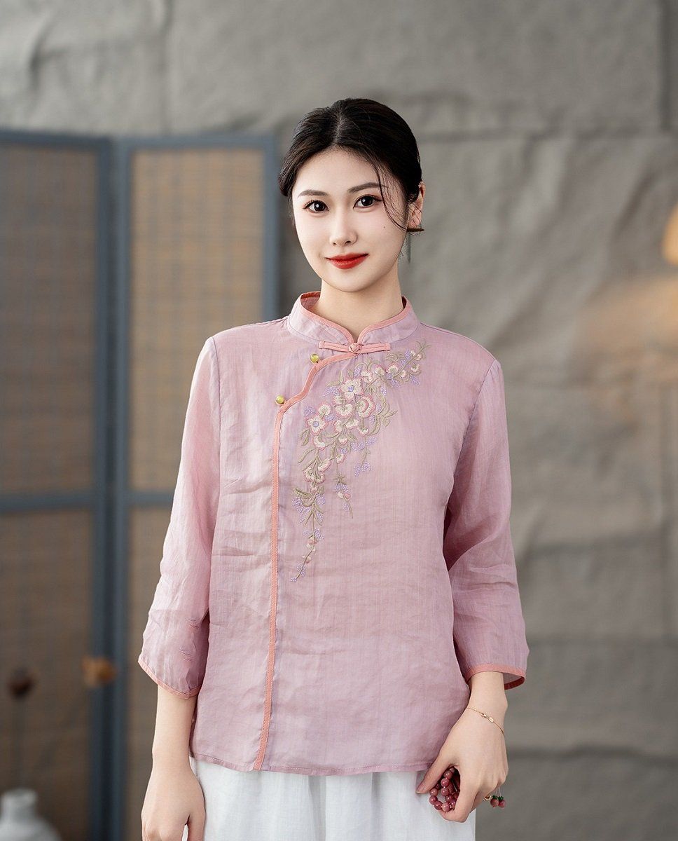  A556-Áo Ramie Thêu Hoa Cổ Đứng 