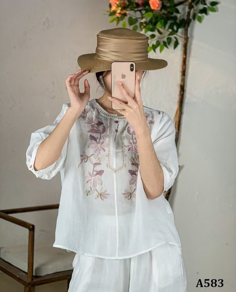  A583-Áo Ramie Thêu Nhánh Hoa Đối Xứng Nghệ Thuật 