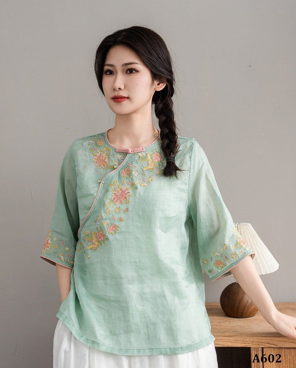  A602-Áo Ramie Thêu Hoa Nút Xiên Thanh Lịch Cổ Điển 