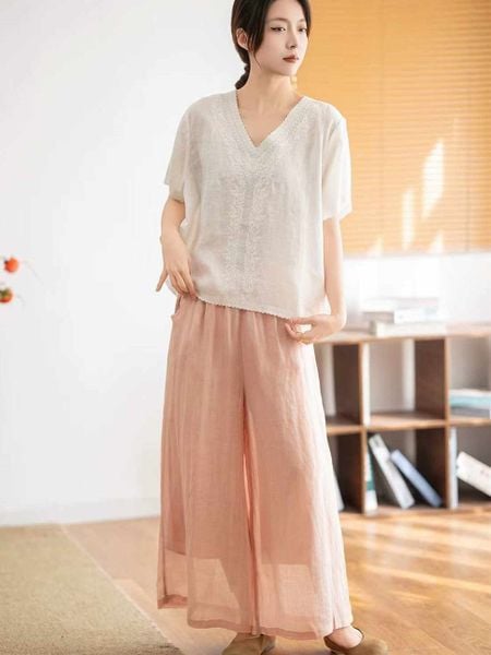  A644-Áo Ramie Cổ V Thêu Hoa Nghệ Thuật 