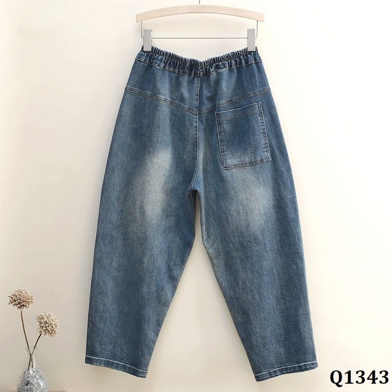  Q1343-Quần Jeans 8 Tấc Đáy Rộng Thêu Hoa 