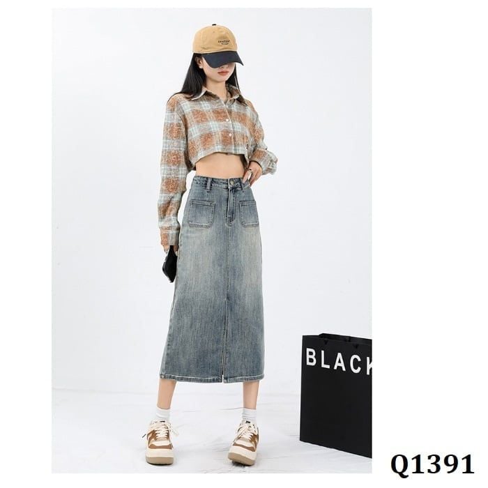  Q1391-Chân Váy Jeans Xẻ Tà Túi Trước Sau 
