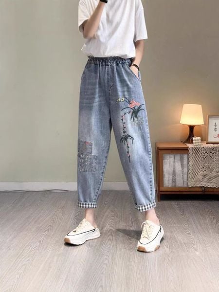  Q170-Quần Jeans Retro Thêu Hoa 9 Tấc 