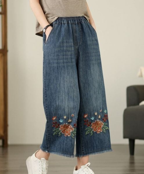  Q193-Quần Jeans Ống Rộng Thêu Mẫu Đơn 