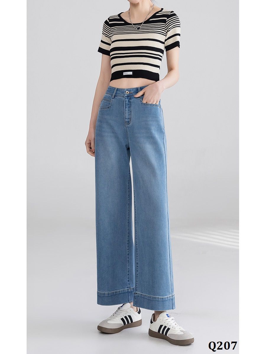 Rus ayol ish joyida erini aldayapti (porno) Rus qizi telefonda gaplashayotganda minat videosi