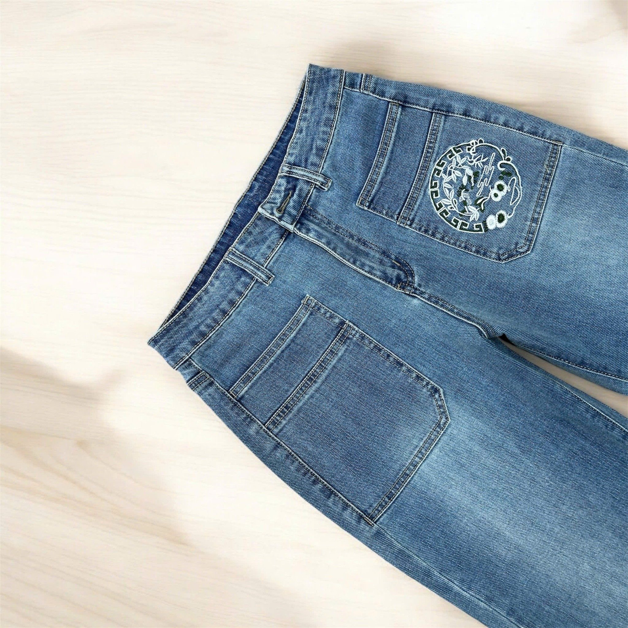  Q188-Quần Jeans 9 Tấc Thêu Túi 