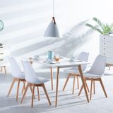 Bộ bàn ăn gỗ cao su 4 ghế Luxurry - BA02
