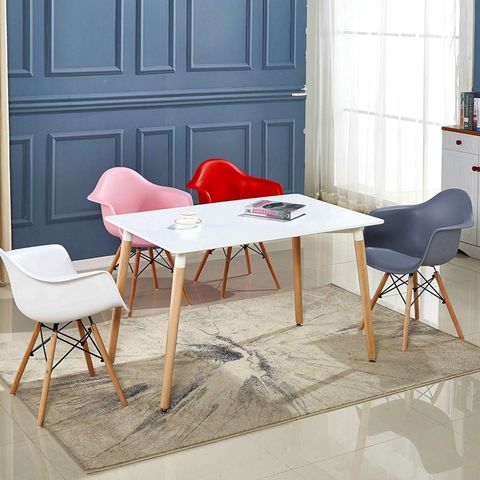 Bộ bàn ăn ghế Eames kiểu tai bèo - BA08