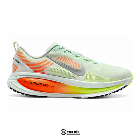 Nike Vomero 18 Barely Green Hyper Crimson