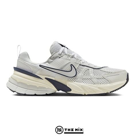 Nike V2K Run White Midnight Navy