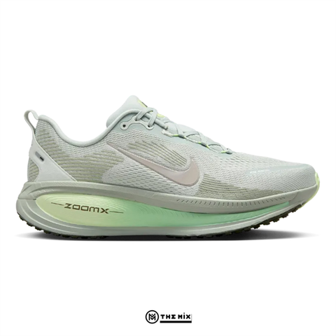 Nike Vomero 18 Light Silver Barely Volt