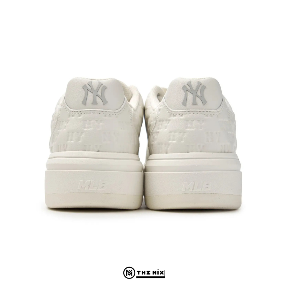 MLB Chunky Liner Mono NY White - 3ASXE015N-50WHS Chính Hãng