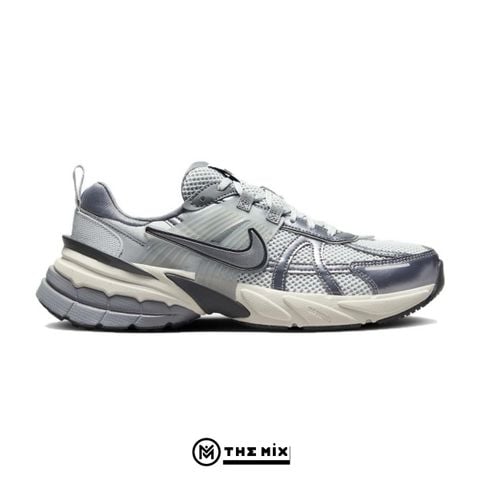 Nike V2K Run Pure Platinum Wolf Grey