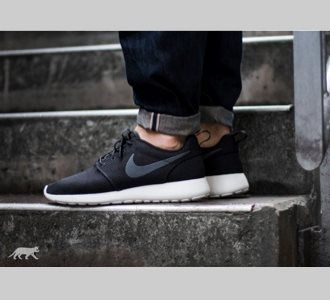 Giày Nike Roshe Run