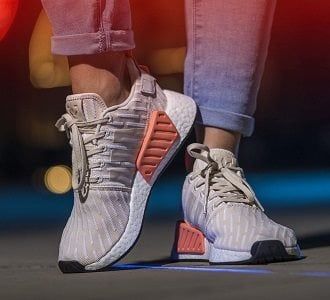 Giày Adidas NMD R2