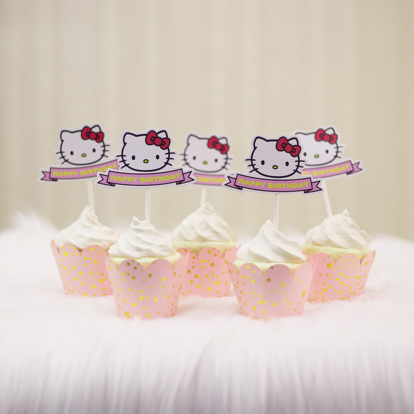 Que cắm Bánh Cupcake - Hello Kitty (set 10)