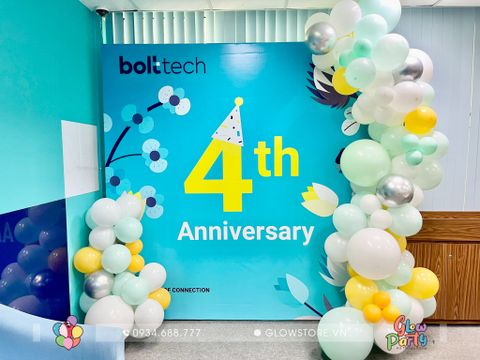 3tr5 - feedback trang trí event mừng kỷ niệm 4 năm công ty Bolttech