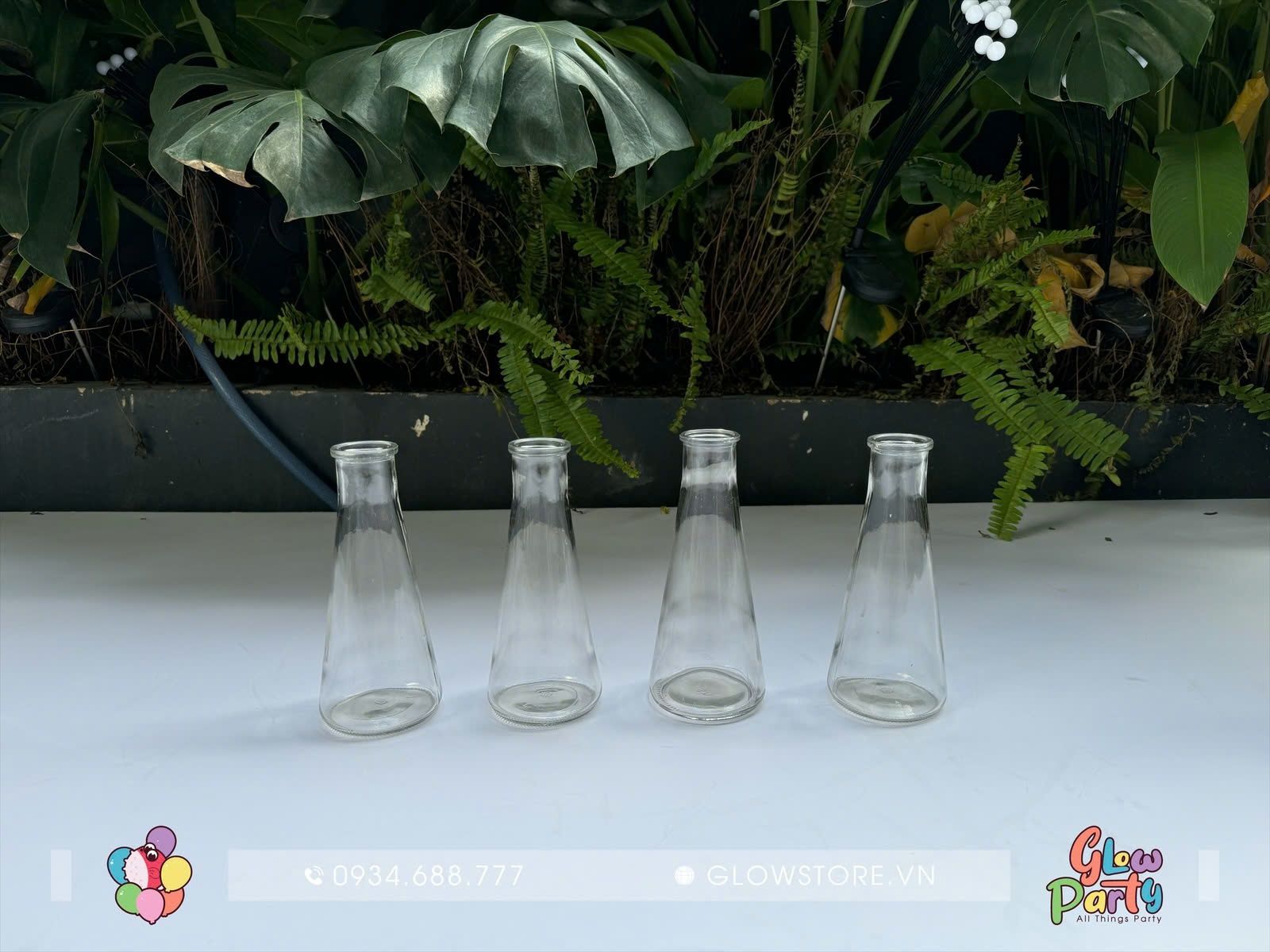 Bộ 4 bình cắm hoa - thủy tinh - tam giác cao