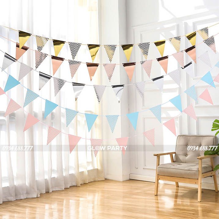 Bộ cờ tam giác ép kim 12 lá