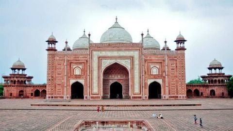 Tour du lịch Ấn Độ - Nepal: Mumbai - Varanasi - Agra - Jaipur - Delhi - Kathmandu