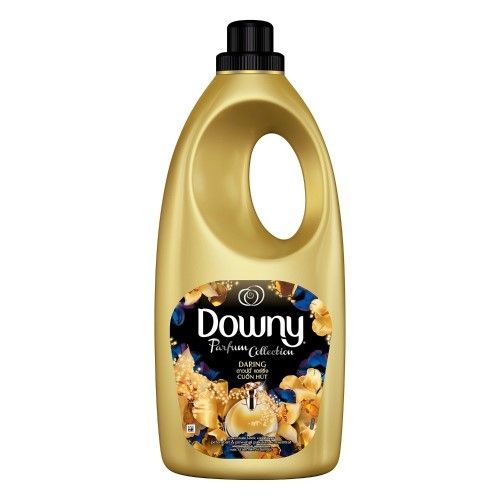  DOWNY NƯỚC XẢ VẢI CUỐN HÚT 1.8L 