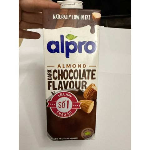  THUC UONG HANH NHAN VI SOCOLA DEN BO SUNG DINH DUONG ALPRO 1L 