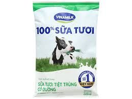 STTT KHDUONG VNM 100% SUA TUOI F220ML 