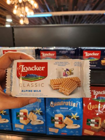  B.XỐP LOACKER CLASSIC MILK 45G 