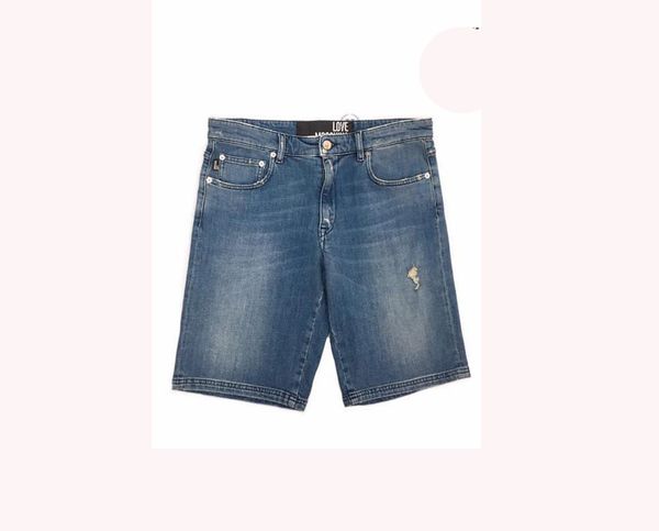 Quần short jeans Moschino xanh logo túi sau