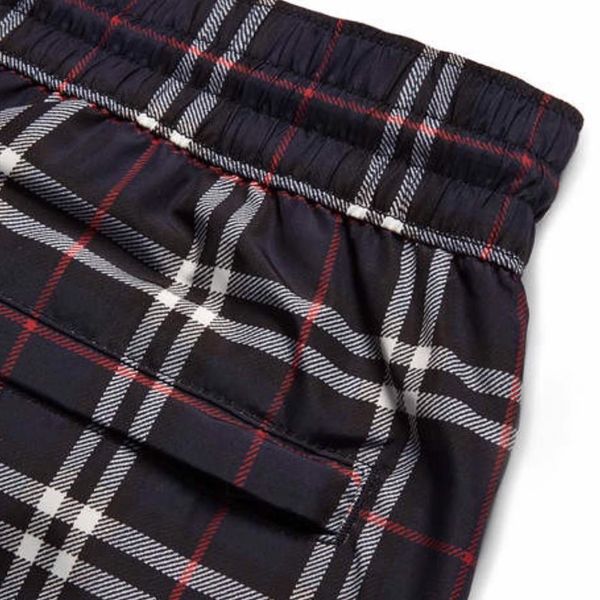 Quần Short Gió Burberry Xanh Navy Kẻ Đỏ