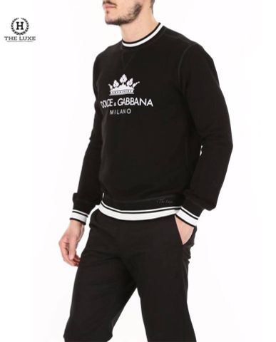  Áo nỉ Dolce & Gabbana đen logo ngực viền cổ trắng đen 