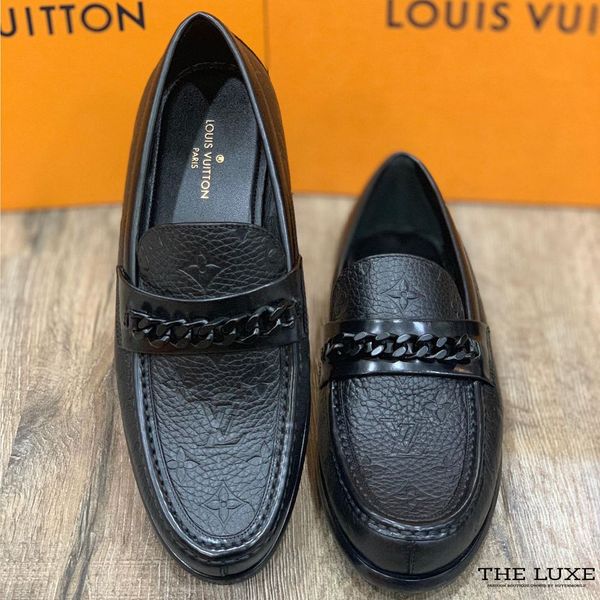 Loafer Louis Vuitton Major Đen Mono Ẩn