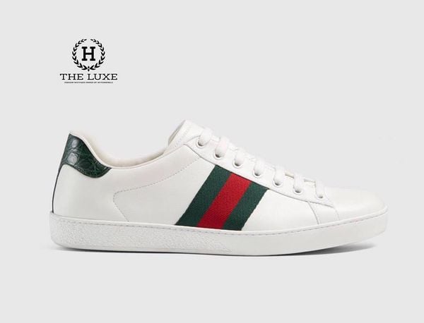 Sneaker Gucci vạt cờ