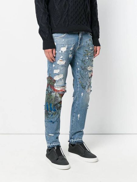 PRINTED CLASSIC FIT JEANS