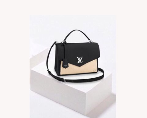  Túi Nữ Louis Vuitton MyLockMe 