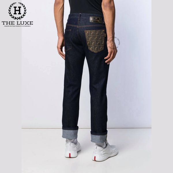 Quần Jeans Fendi Xanh Logo Túi Sau Tag Da