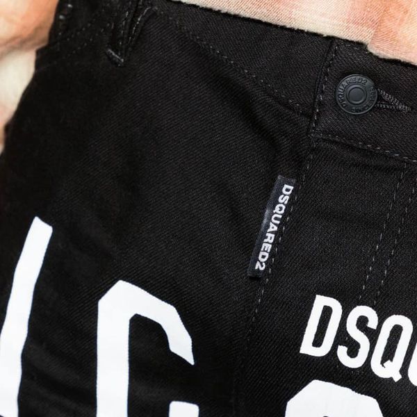 Quần short đùi Dsquared2 đen