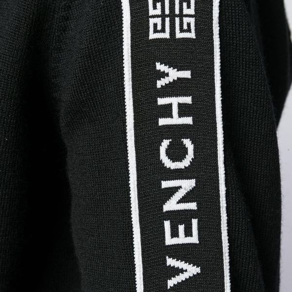 Áo Len Givenchy Đen Viền Chữ Tay