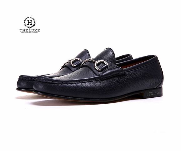 Loafer Gucci xanh navy da bê tag xích bạc