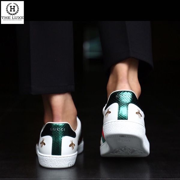 Sneaker Gucci Trắng Vạt Cờ Bee Star