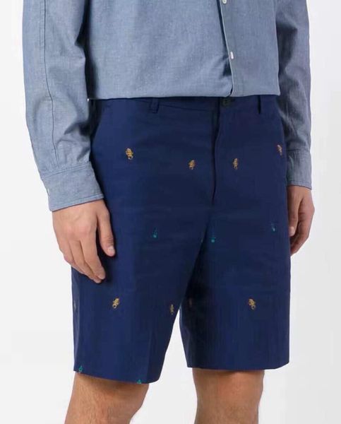 Quần short Kenzo màu xanh navy họa tiết thêu