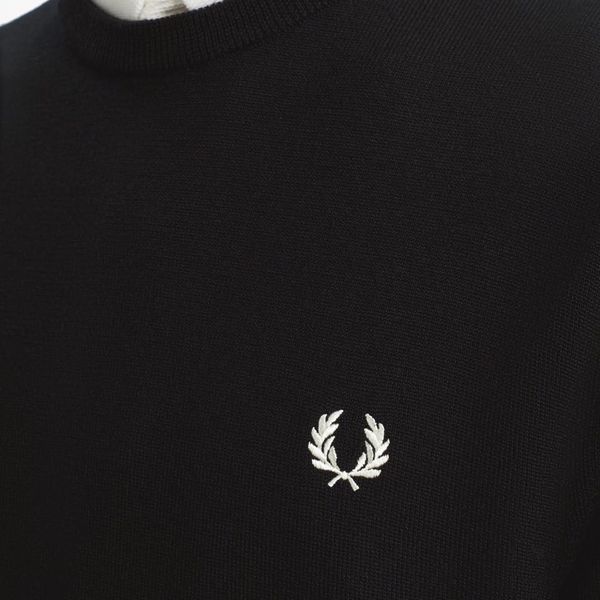 Áo Len Fred Perry Đen Tag Ngực