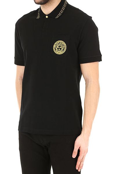 Polo Versace Đen Thêu Túi Ngực Medusa