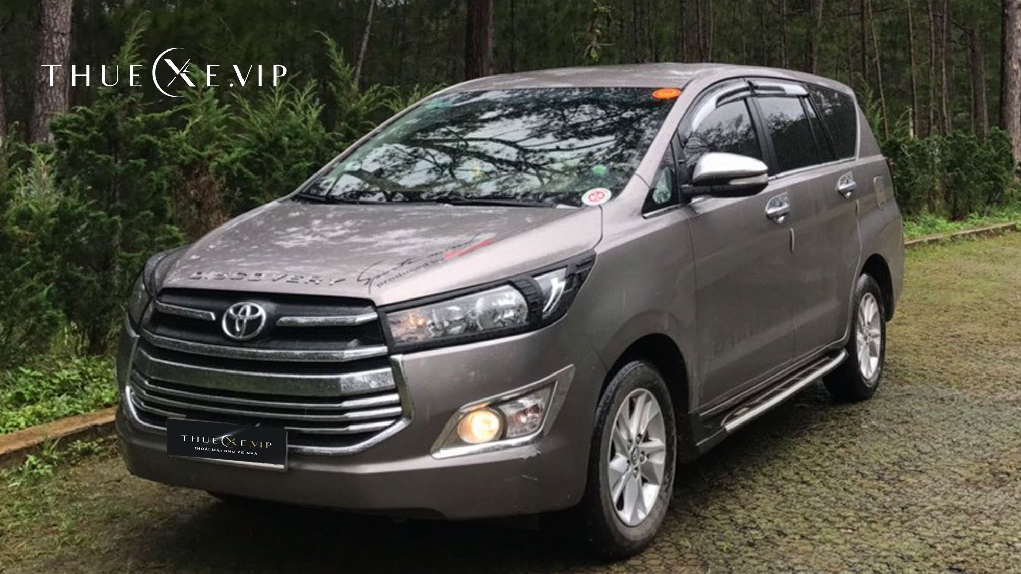 TOYOTA INNOVA