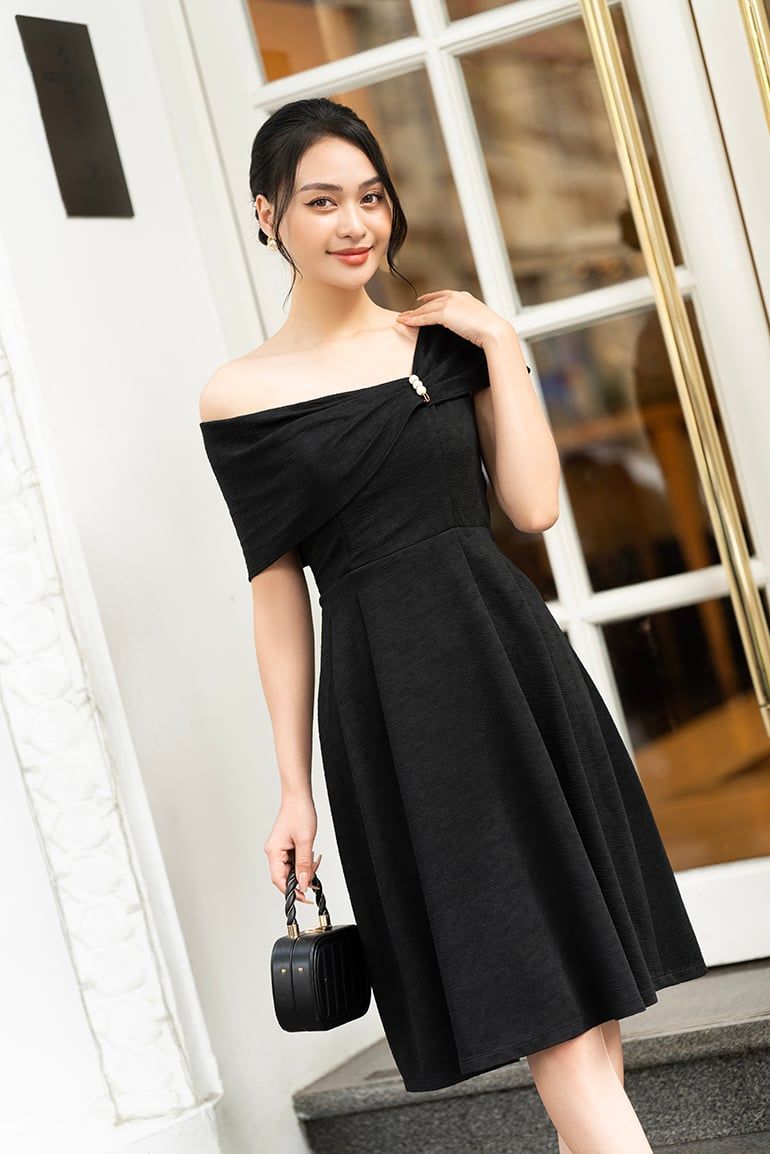  ĐẦM TIỆC NGỌC TRAI SANG TRỌNG 3483 