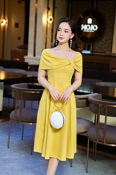  ĐẦM TIỆC NGỌC TRAI SANG TRỌNG 3483 