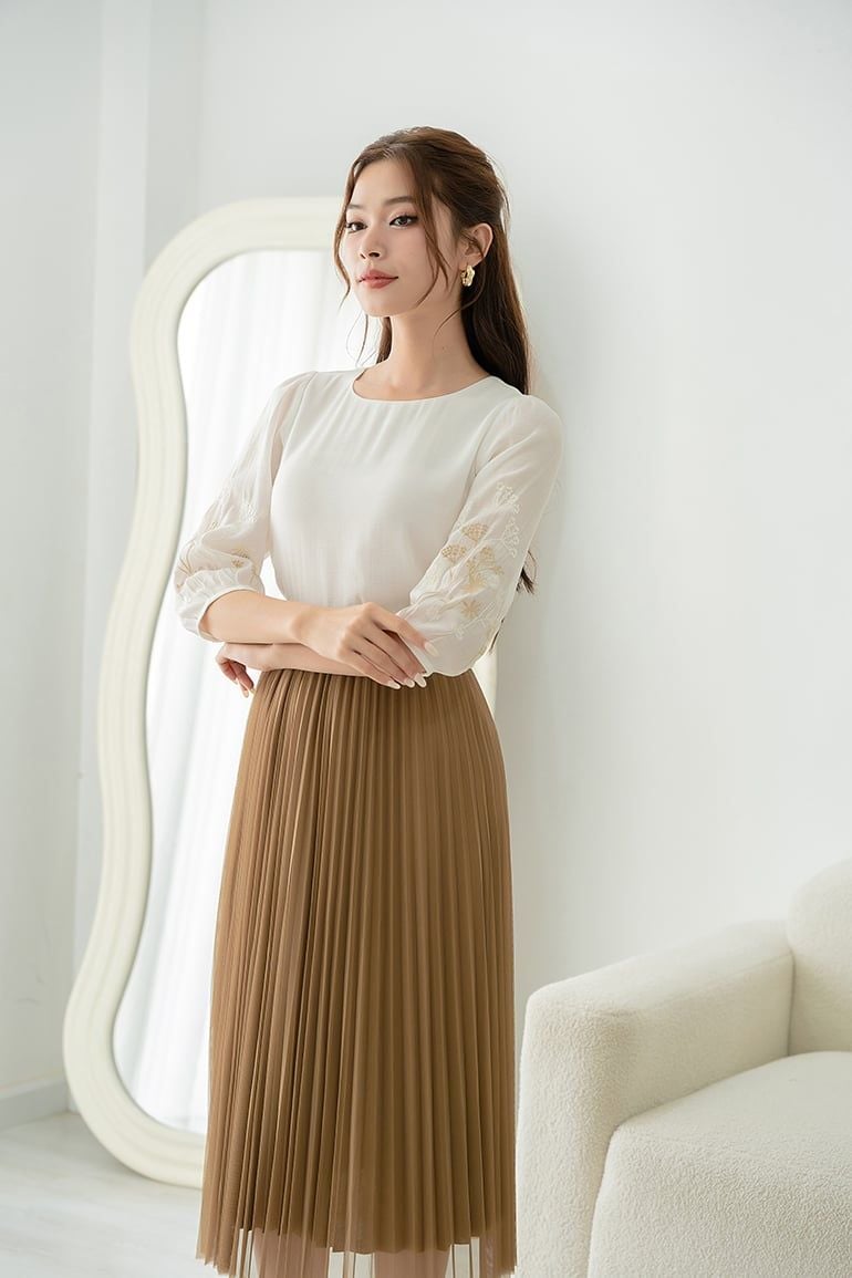  ÁO KIỂU THÊU HOA 6016 