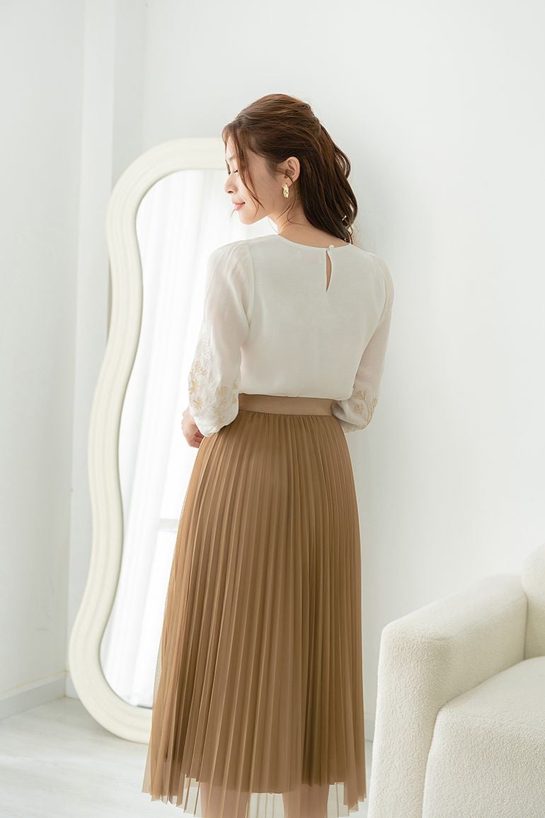  ÁO KIỂU THÊU HOA 6016 