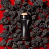 Thanh Lăn Hút Dầu Revlon Oil-Absorbing Volcanic Roller của Úc