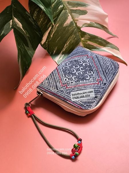  Set quà Túi thổ cẩm thêu tay & ví vẽ sáp ong 